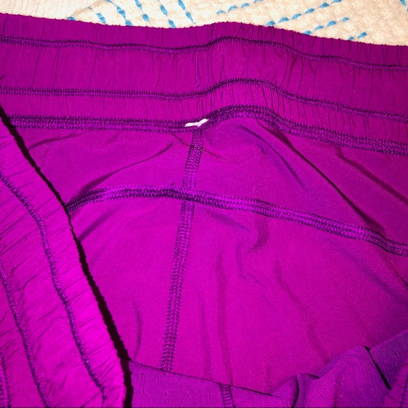 LuLuLemon Track Pants Size S Fits To Med 🔮SALE🔮 - Picture 6 of 8